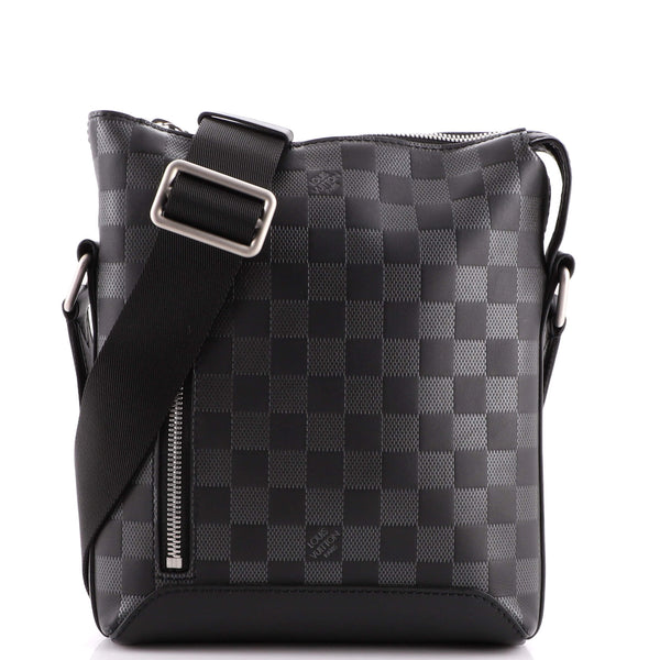 Louis Vuitton Discovery Messenger Bag Damier Infini Leather BB at