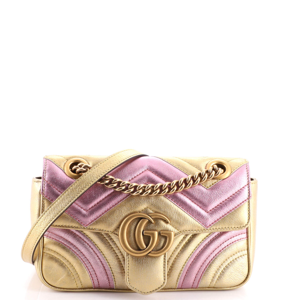 Gucci GG Marmont Flap Bag (Outlet) Matelasse Leather Small