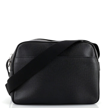 Louis Vuitton Reporter Bag Taiga Leather PM