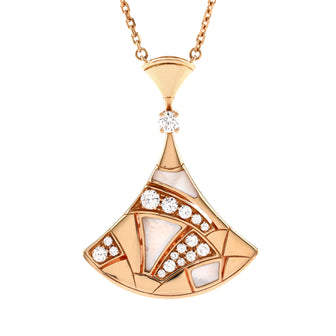 Bvlgari Divas' Dream Pendant Necklace 18K Rose Gold with Mother of Pearl and Pave Diamonds Large
