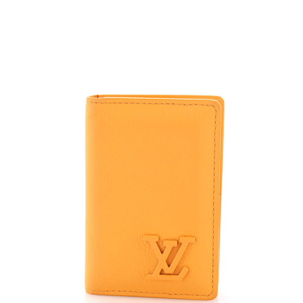 Louis Vuitton LV Aerogram Pocket Organiser new Khaki Leather ref.673717 -  Joli Closet