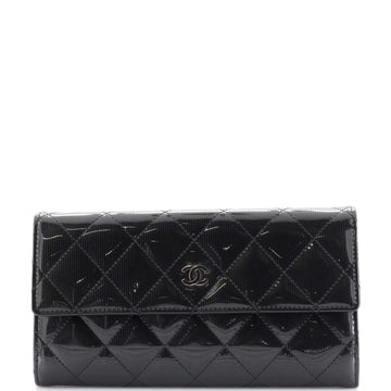 Chanel CC Gusset Flap Wallet Quilted Striated Metallic Patent Long