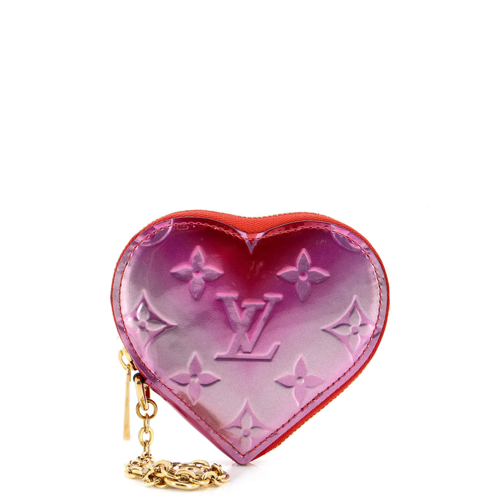 Louis Vuitton 2007 pre-owned Vernis debossed monogram heart coin purse Rosa