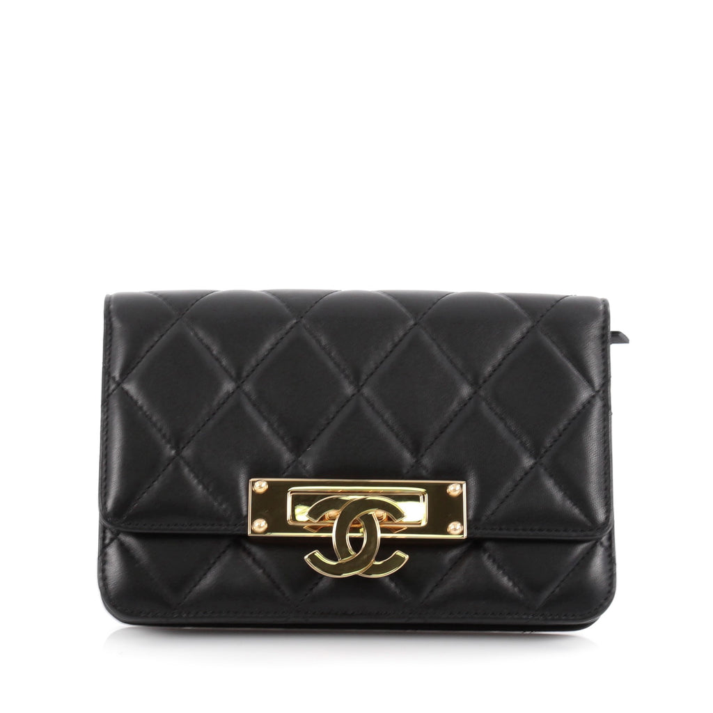 Buy Chanel Golden Class Wallet on Chain Quilted Lambskin 2083001