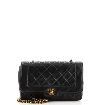 Chanel Vintage CC Chain Flap Bag Quilted Lambskin Medium