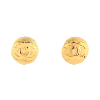 Chanel Vintage Round CC Clip-On Earring Earrings Metal