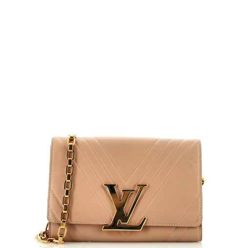 Louis Vuitton Chain Louise Clutch Airy V Leather GM 210780