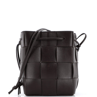 Bottega Veneta Cassette Bucket Bag Maxi Intrecciato Leather Small