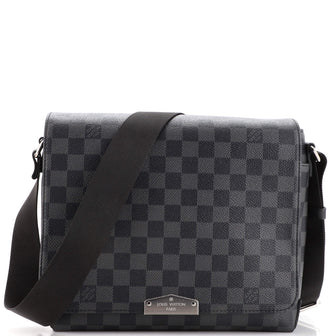 Louis Vuitton District NM Messenger Bag Damier PM