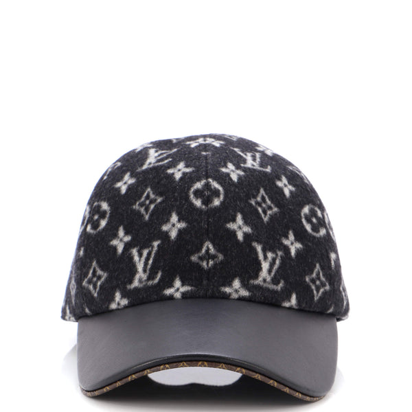 Louis Vuitton Men's Cashmere Carry on Baseball Cap