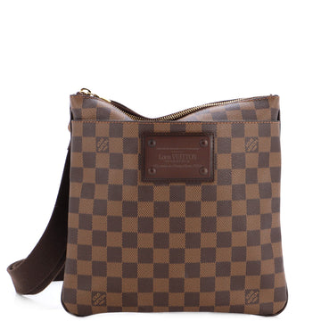 Louis Vuitton Brooklyn Pochette Plate Damier