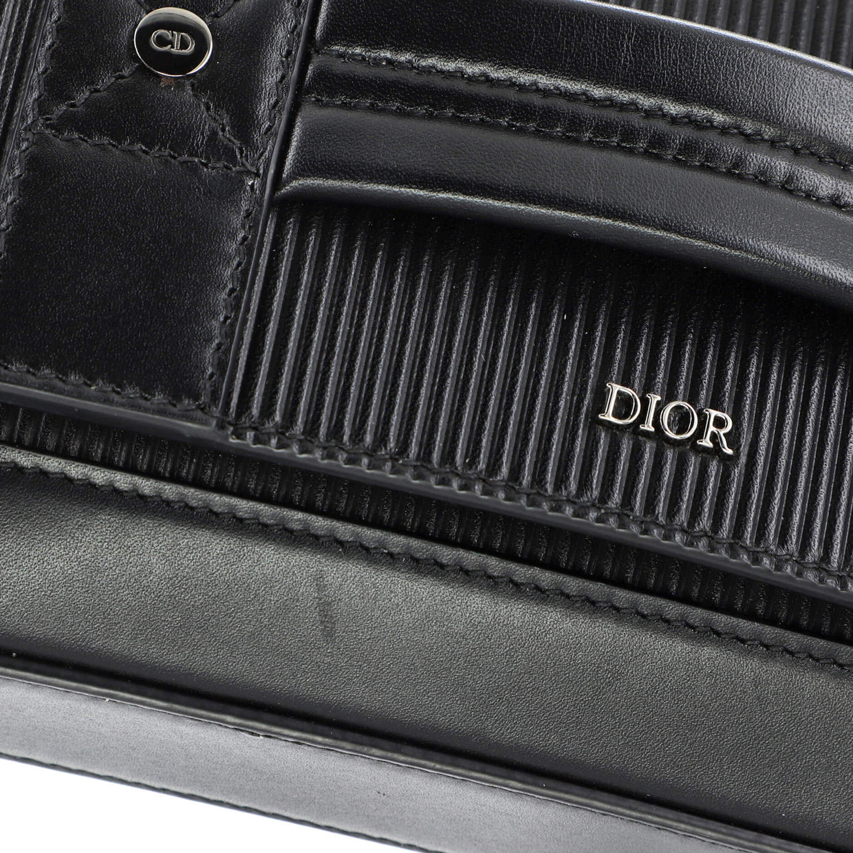 Christian Dior Homme Messenger Bag Vertical Quilted Leather Small Black