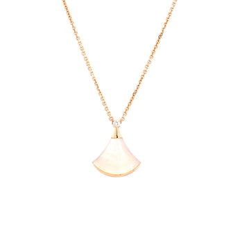 Bvlgari Diva's Dream Pendant Necklace 18K Rose Gold with Mother of Pearl and Diamond Small
