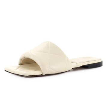 Bottega Veneta Women's Rubber Lido Flat Sandals Quilted Embossed Leather