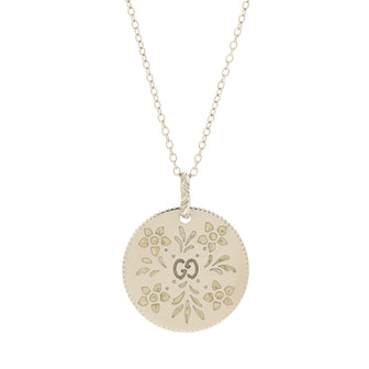 Gucci Icon Blooms Pendant Necklace 18K White Gold and Enamel