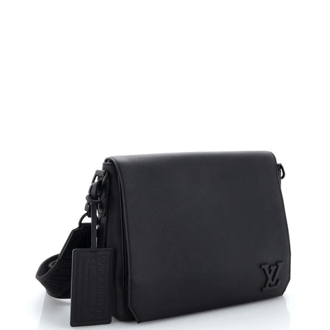 Louis Vuitton Aerogram Takeoff Messenger Bag Leather Black 21493087