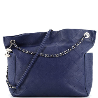 Chanel CC Pocket Hobo Quilted Caviar Medium