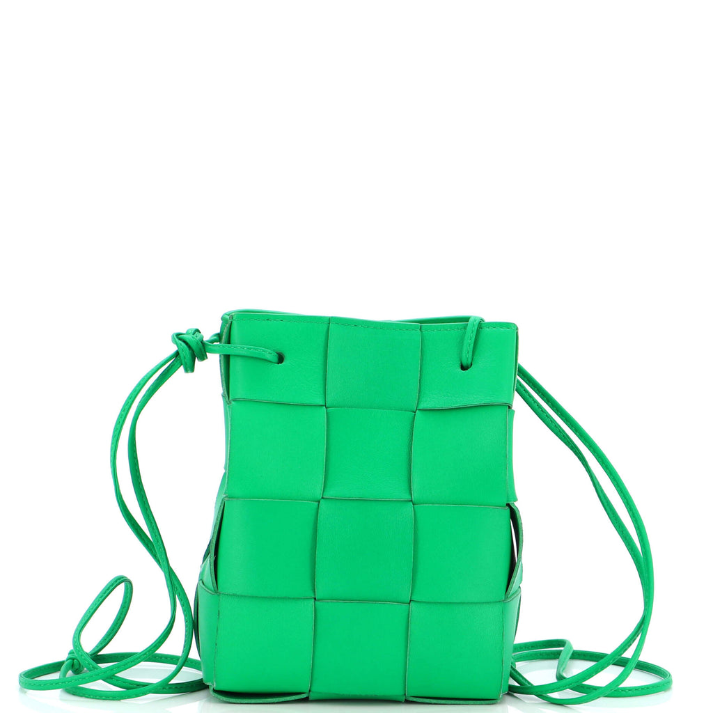 Bottega Veneta Cassette Bucket Bag Maxi Intrecciato Leather Small Green  21548441