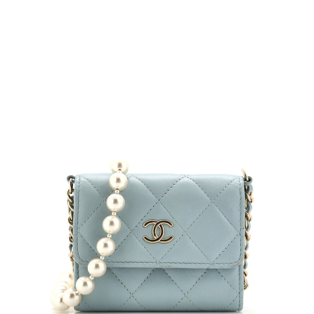 シャネル Chanel Pearl Strap Flap Card Holder with Chain Quilted Calfskin
