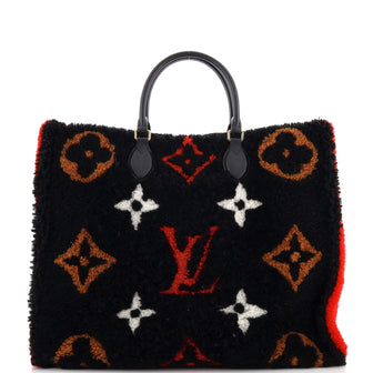Louis Vuitton LV Onthe Go Teddy Handbag
