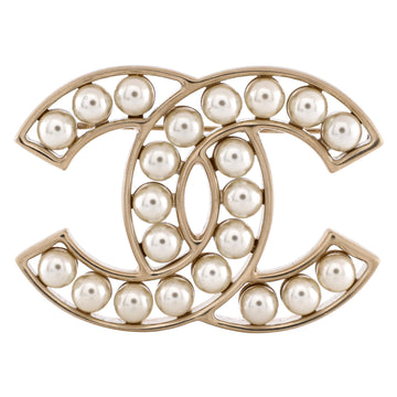 Chanel CC Brooch Metal with Faux Pearls