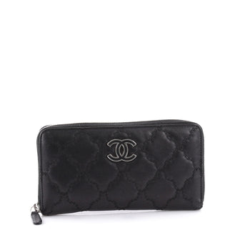 Chanel Double Stitch Hampton Zip Around Wallet Quilted Calfskin Long Black