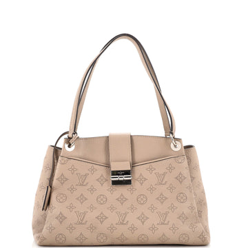 Louis Vuitton Sevres Handbag Mahina Leather