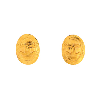 Chanel Vintage CC Oval Clip-On Earrings Metal