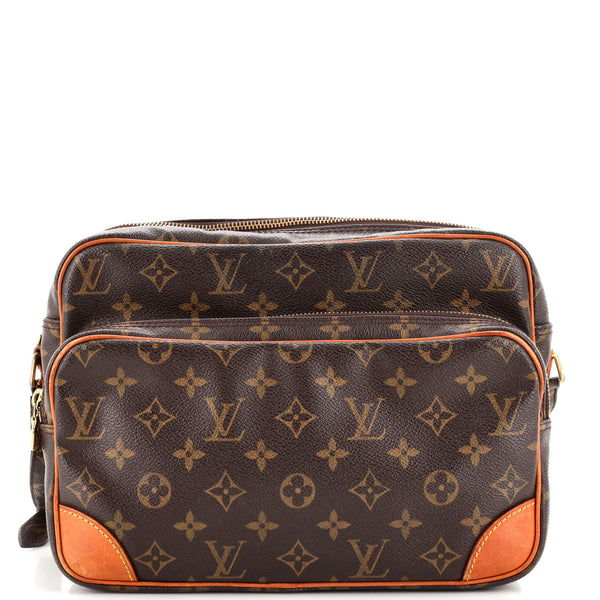 Louis Vuitton Nil Messenger Bag