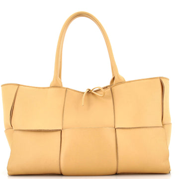 Bottega Veneta Arco Tote Maxi Intrecciato Leather Medium