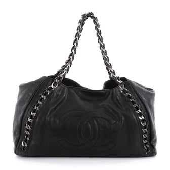 Chanel Modern Chain Tote Calfskin East West Black 2210103