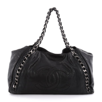 Chanel Modern Chain Tote Calfskin East West Black 2210103