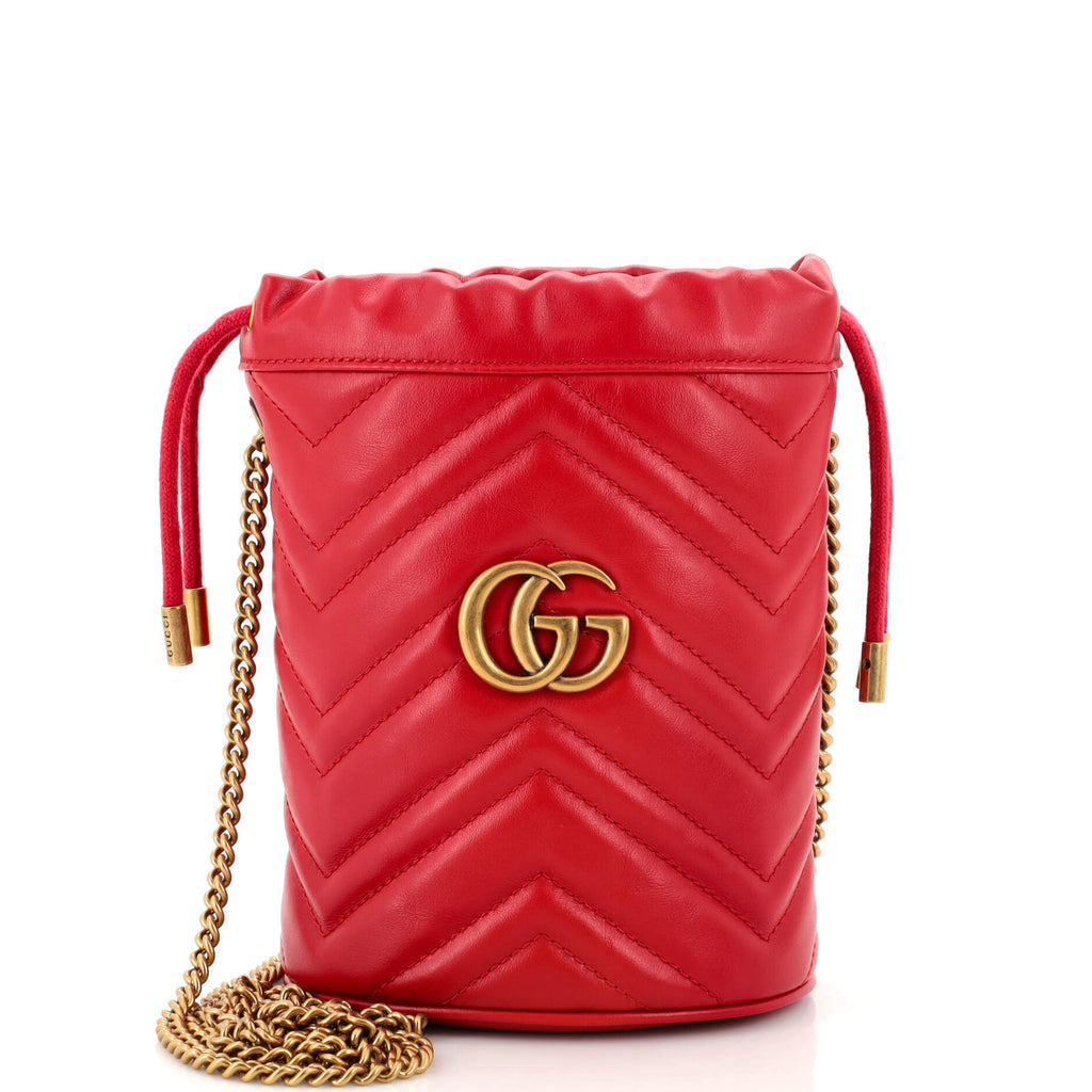 GUCCI GG Marmont mini quilted leather bucket bag