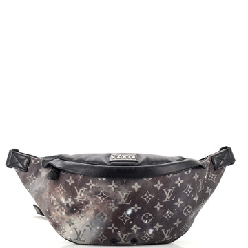 Louis Vuitton Discovery Bumbag Limited Edition Monogram Galaxy Canvas