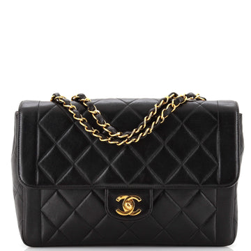 Chanel Vintage CC Chain Flap Bag Quilted Lambskin Medium