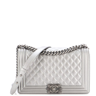 Chanel Boy Flap Bag Quilted Caviar New Medium