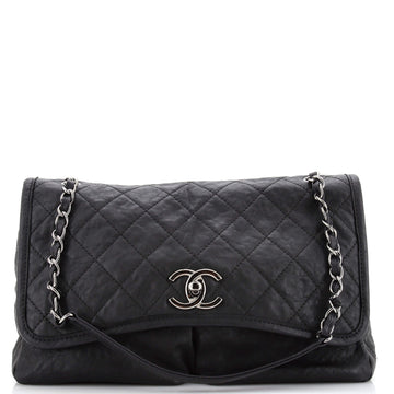Chanel Natural Beauty Split Pocket Flap Bag Quilted Leather Medium