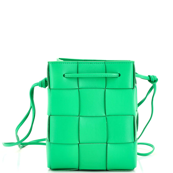 Green Cassette mini Intrecciato-leather bucket bag