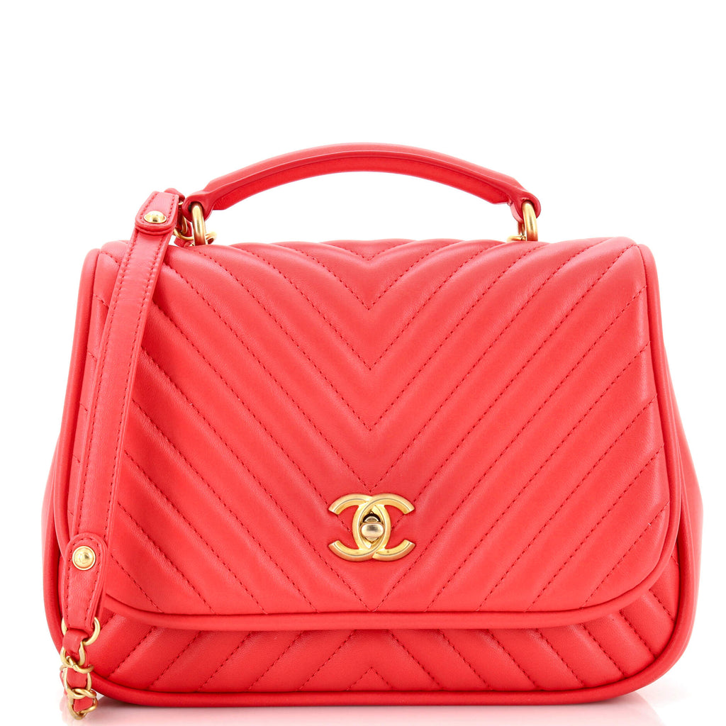 Chanel Reversed Round Flap Bag Chevron Lambskin Medium Pink 2249181