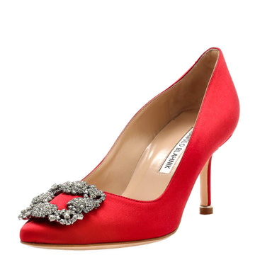 Manolo Blahnik Women's Hangisi Pumps Satin 70