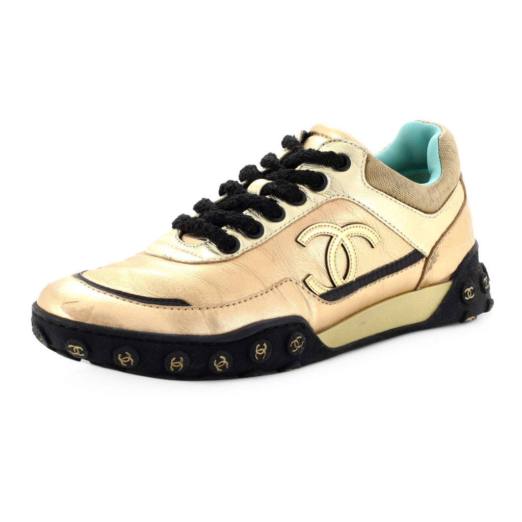 Chanel Low-Top Sneakers Leather with Crocodile Leather Gold