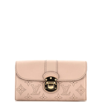 Louis Vuitton Amelia Clutch Mahina Leather