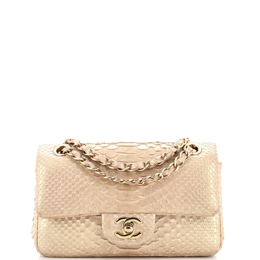 シャネル　パイソンパーティーポーチ Chanel Classic Single Flap Bag Iridescent Python Mini Neutral 2269791