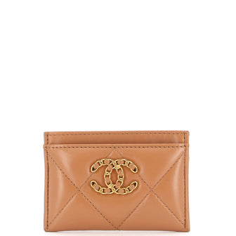 Chanel 19 Card Holder Quilted Leather Neutral 2288051