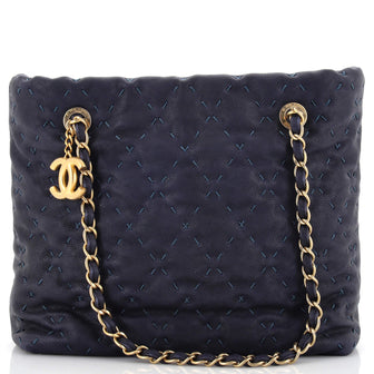 Chanel Wild Stitch Shopping Tote Caviar Medium