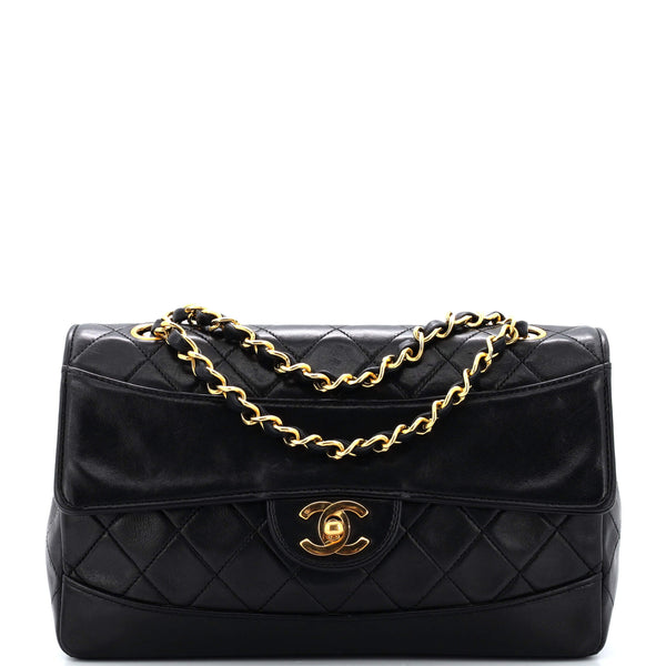 Chanel Vintage CC Chain Flap Bag Quilted Lambskin Medium Black