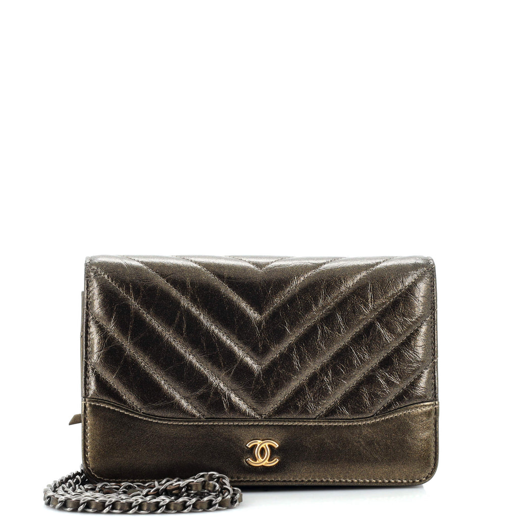 Authentic Chanel Gabrielle Zip Card/ Coin Purse, Luxury, Bags & Wallets on  Carousell