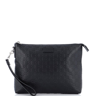 Gucci Signature soft messenger in Black Gucci Signature soft