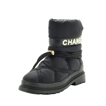 Chanel Women's Logo Drawstring Snow Boots Quilted Nylon
