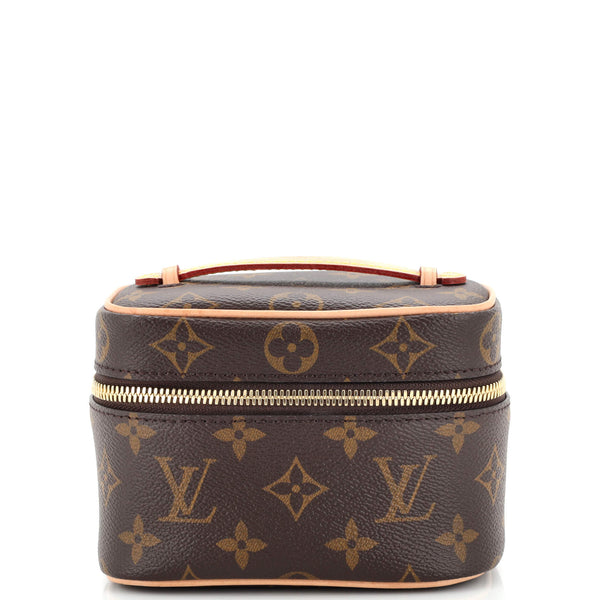 Nice cloth vanity case Louis Vuitton Ecru in Cloth - 25261970